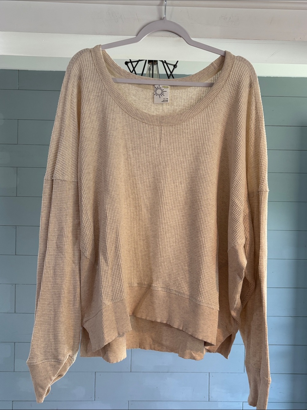 Lightweight Scoop-Neck Waffle Sweater - Cream